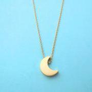 crescent moon necklace, gold moon necklace, simple necklace, modern, cute, gold necklace